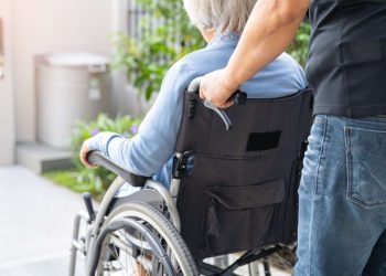 Subsidio convivencia con mayores de 75 años